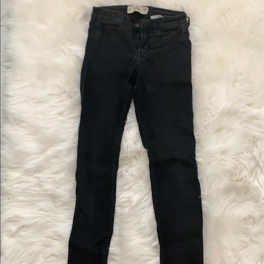 I’m selling because they don’t fit